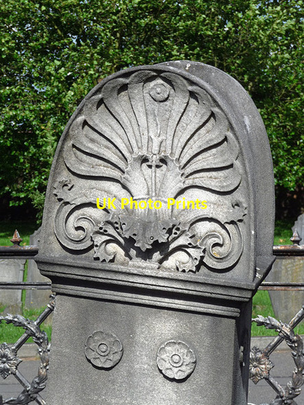 Photo 6"x4" Detail of monument, Greek Orthodox Cemetery, West Norwood Cemetery (2) Streatham c2012