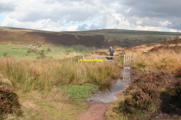 Photo 6"x4" Atop the Hangingstone Ridge Allgreave c2012