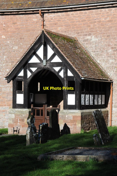 Photo 6"x4" Church porch, Castle Frome Castle Frome c2013
