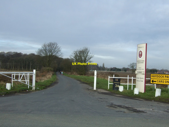 Photo 6"x4" Sandy Lane Golborne c2013