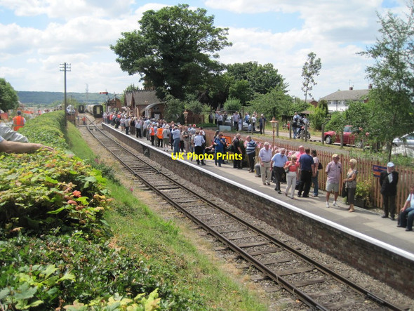 Photo 6"x4" Chinnor railway station Chinnor c2010