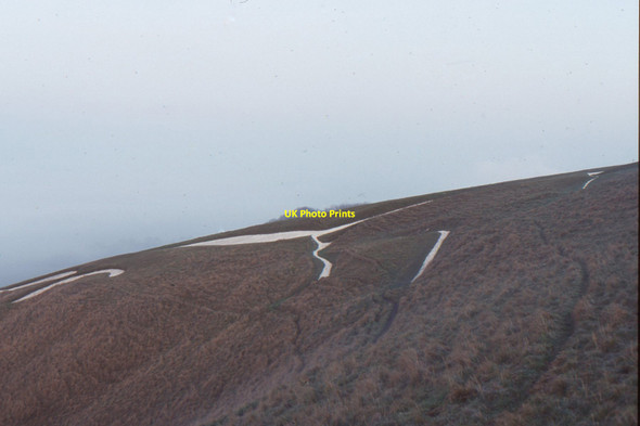 Photo 6"x4" Uffington White Horse, misty late afternoon Woolstone\/SU2987 c1992