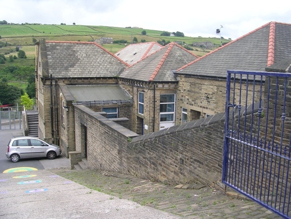 Photo 6"x4" Bolton Brow Primary School - Pye Nest Road Sowerby Bridge c2008