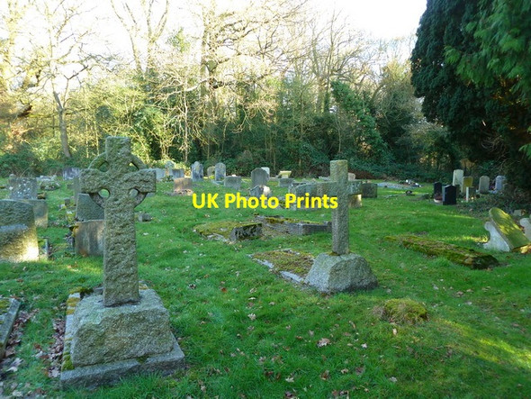 Photo 6"x4" St Paul's Church, Horn Hill, Graveyard Chalfont Common c2013