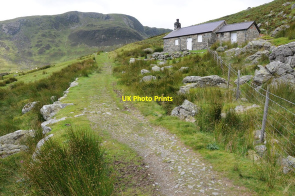 Photo 6"x4" Cwm Eigiau Cottage Cedryn c2012