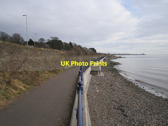 Photo 6"x4" Cycle \/ foot path to Broughty Ferry West Ferry c2013