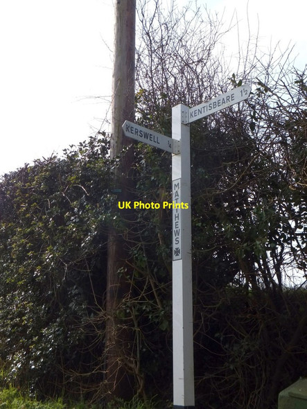 Photo 6"x4" Signpost at Matthew's Cross Dulford c2013