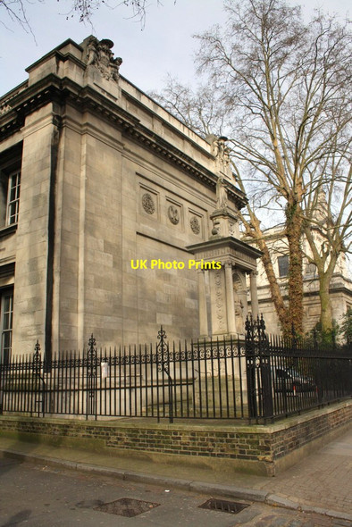 Photo 6"x4" Cardinal Newman statue, Thurloe Place Westminster c2013