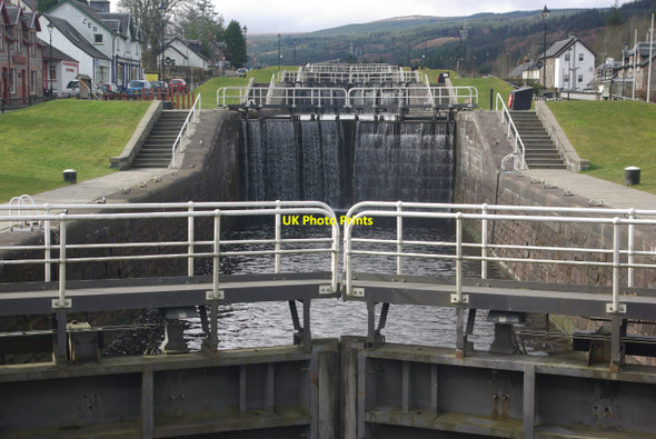 Photo 6"x4" Caledonian Canal, Fort Augustus Fort Augustus c2013