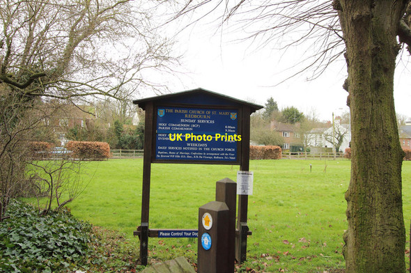Photo 6"x4" St Mary, Redbourn - Noticeboard Church End\/TL1011 c2013