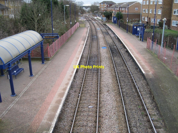 Photo 6"x4" Drayton Green railway station, London Ealing c2010