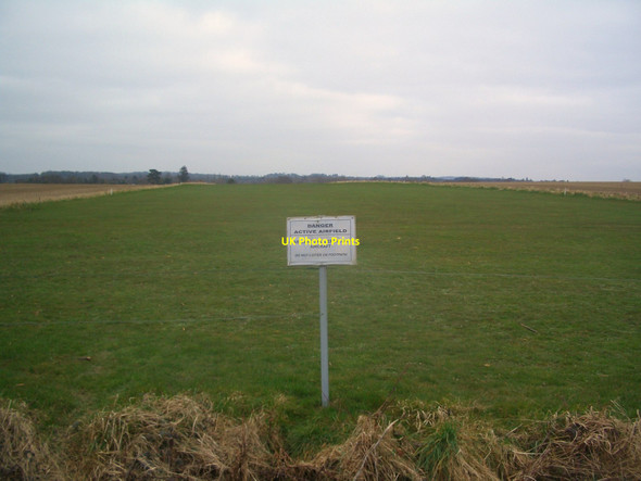 Photo 6"x4" Do Not loiter on Footpath! Itchingfield c2013