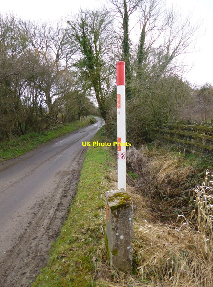 Photo 6"x4" Mappowder, gas pipeline marker Mappowder c2013