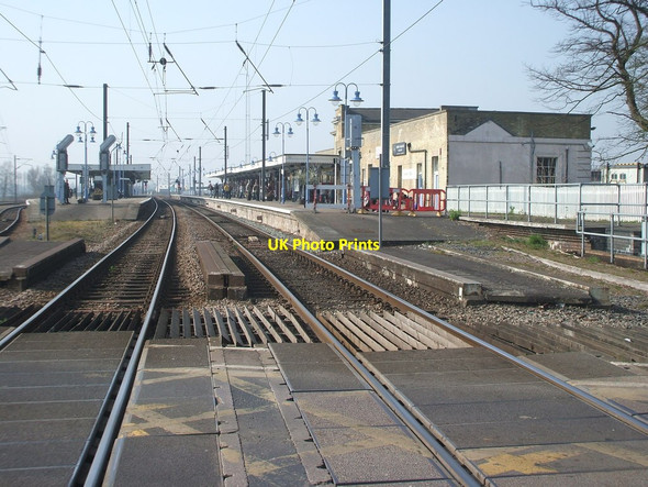 Photo 6"x4" Ely railway station Ely\/TL5480 c2009