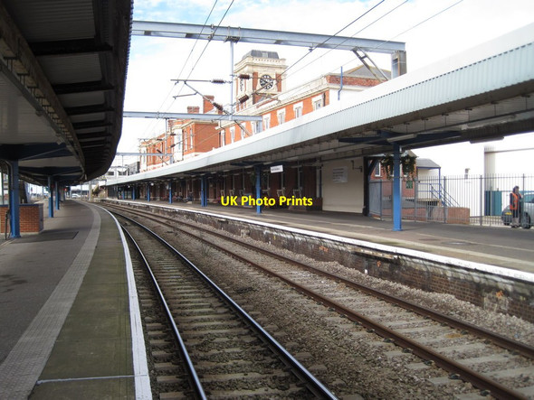 Photo 6"x4" Harwich International railway station Harwich c2012