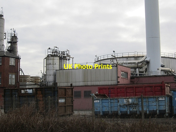 Photo 6"x4" Dundee Oil Refinery Craigie\/NO4231 c2013