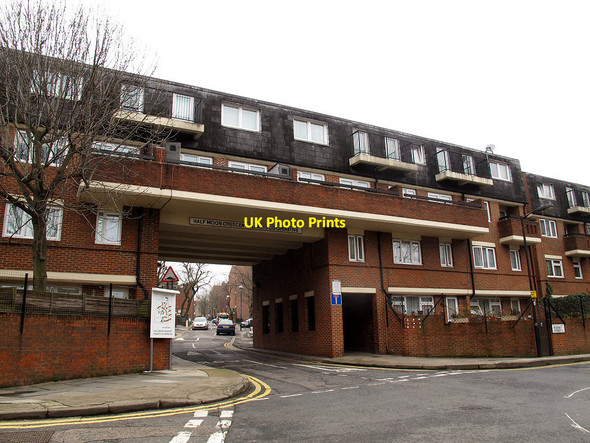 Photo 6"x4" Entrance to the Wynford Estate London c2013