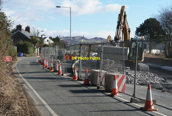 Photo 6"x4" Work on A496 at Ynys Llanfihangel-y-traethau c2013