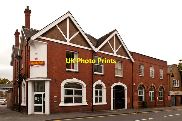Photo 6"x4" Royal Mail delivery office Horley\/TQ2843 c2011