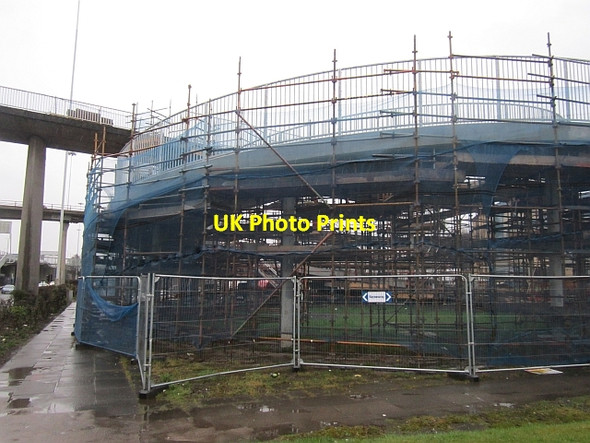 Photo 6"x4" Renovation work, Bridge to Nowhere Glasgow c2013