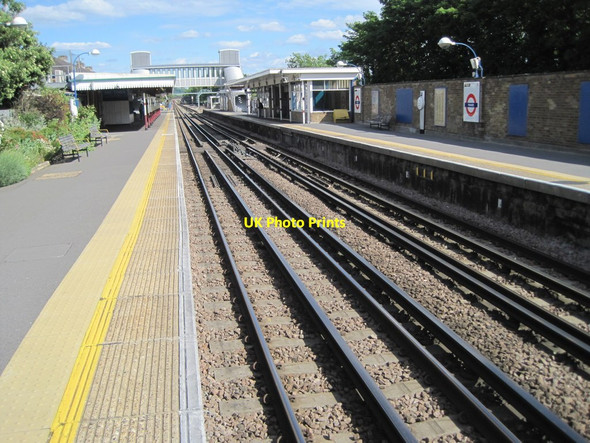 Photo 6"x4" Pinner Underground station, Greater London Pinner c2012