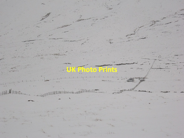 Photo 6"x4" A car braves the Megget Stone Talla Linnfoots c2013
