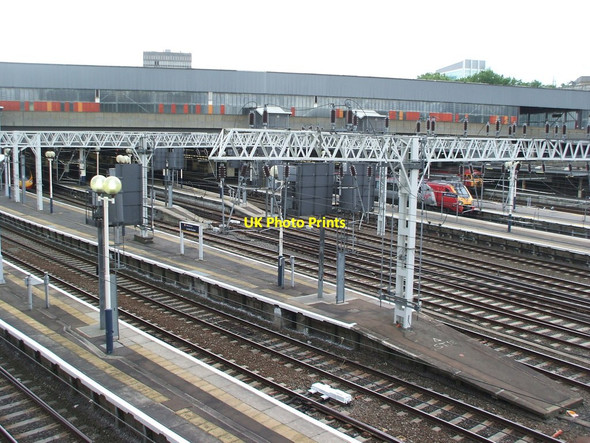 Photo 6"x4" London Euston railway station London c2008