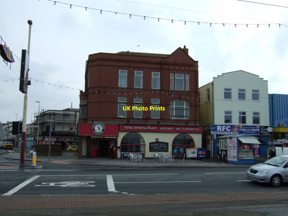 Photo 6"x4" Tommy Ducks, Blackpool South Shore c2013