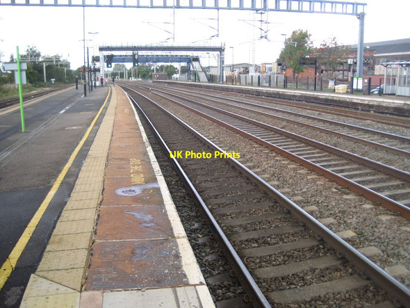 Photo 6"x4" Rugeley Trent Valley railway station Rugeley c2010