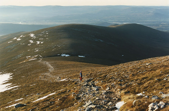 Photo 6"x4" The path down Carn B\u00c3\u00a0n M\u00c3\u00b2r Coire Ruadh\/NN8897 c1991