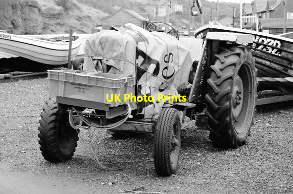 Photo 6"x4" Old Tractor Loftus c2013