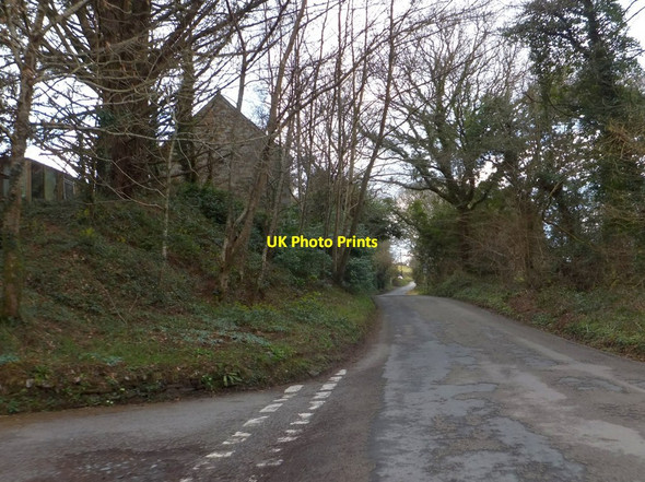 Photo 6"x4" Farm buildings in the wood at Fletchersbridge Fletchersbridge c2013