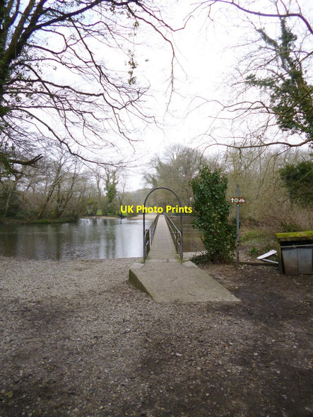 Photo 6"x4" Moreton, footbridge Moreton\/SY8089 c2013