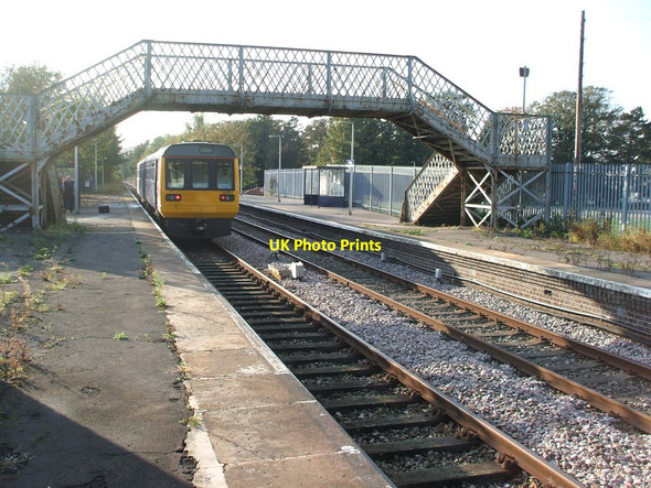 Photo 6"x4" Brigg railway station, Lincolnshire Brigg c2007