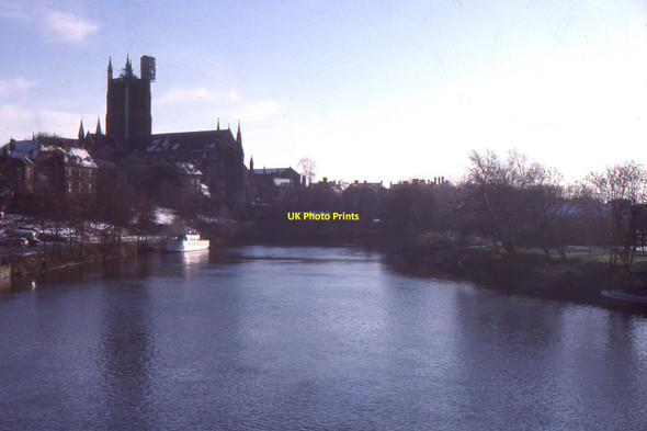 Photo 6"x4" Worcester Cathedral from the Severn Bridge Worcester c1990