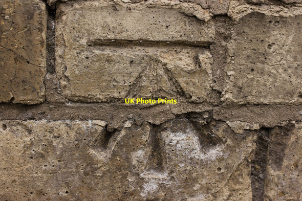 Photo 6"x4" Cut Bench Mark, Railway Building, Anlaby Road Kingston upon Hull c2013