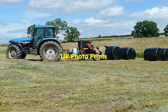 Photo 6"x4" Gathering the harvest Crich Carr c2012 P3