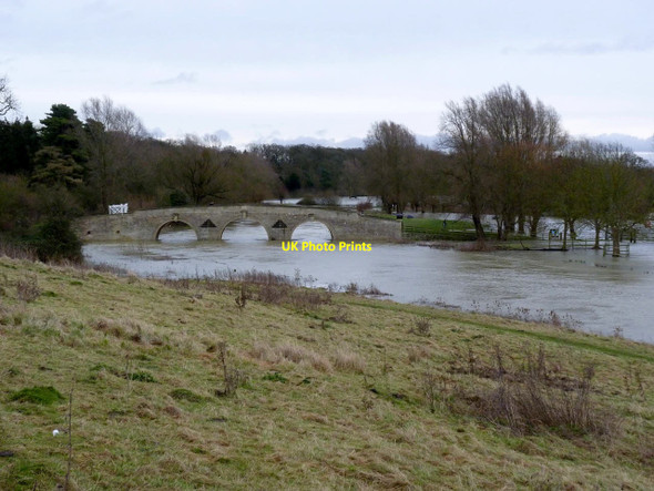 Photo 6"x4" Ferry Bridge, Castor Castor c2012