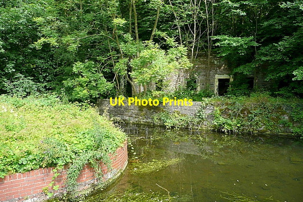 Photo 6"x4" At the end of Leawood Aqueduct Longway Bank\/SK3154 c2012