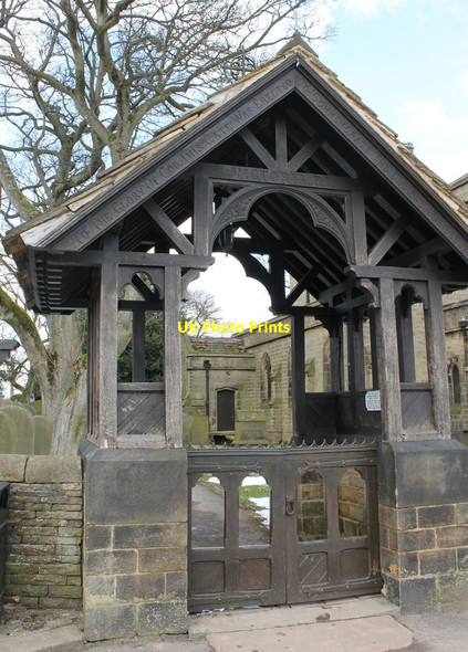 Photo 6"x4" The Jubilee Gates at St.Mary's Church Stocksbridge c2013