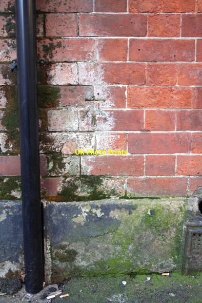 Photo 6"x4" Benchmark on #177 Mansfield Road (Chatham Street face) Nottingham\/SK5641 c2013