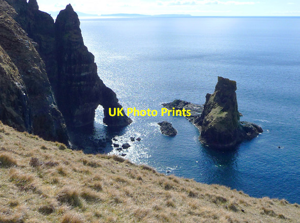 Photo 6"x4" Arch and stack Ben Cuidad c2013