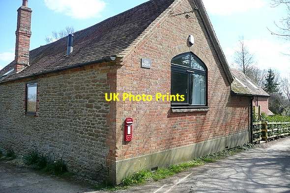 Photo 6"x4" Old School, Baldon Row Baldon Row c2013