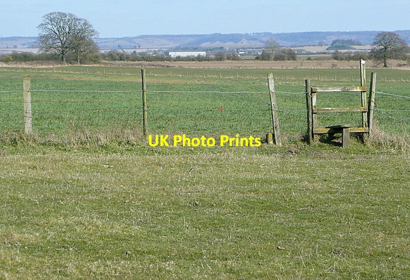 Photo 6"x4" Footpath through Ascott estate Brookhampton\/SU6098 c2013