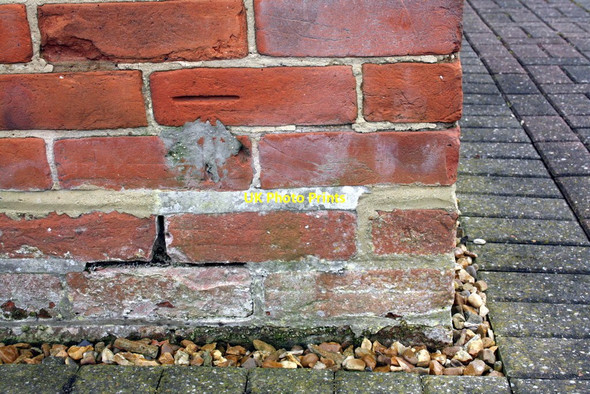 Photo 6"x4" Benchmark on former police house, Banbury Road Twyford\/SP4736 c2013