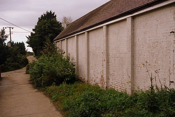 Photo 6"x4" Barn at Gatehampton Manor Lower Basildon c2008