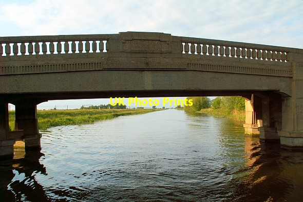 Photo 6"x4" Queen Adelaide Road Bridge Ely\/TL5480 c2006