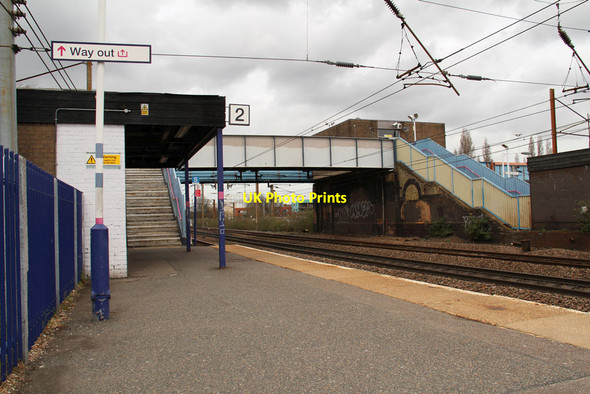 Photo 6"x4" Hornsey Station Hornsey c2013