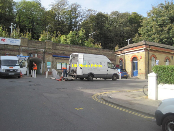 Photo 6"x4" Preston Park railway station, Brighton Brighton\/TQ3106 c2011