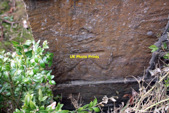 Photo 6"x4" Benchmark on Nell Bridge House Walton Grounds c2013